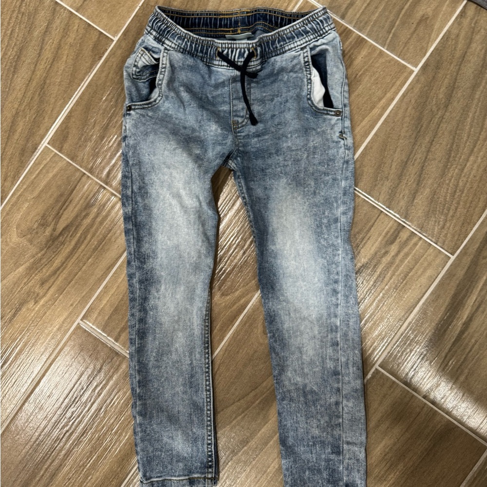 Cat & Jack boys Blue jogger Jeans size 7